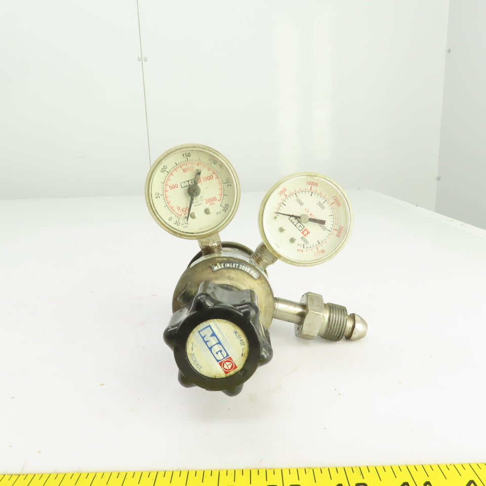 MG Industries Series 320 Double Gauge Gas Pressure Regulator 3000PSI