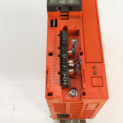 Sew Eurodrive MC07B0008-5A3-4-00 AC Drive 380-500V 2.2A In 0-600HZ 2.4A Out