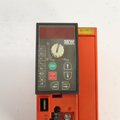 Sew Eurodrive MC07B0008-5A3-4-00 AC Drive 380-500V 2.2A In 0-600HZ 2.4A Out