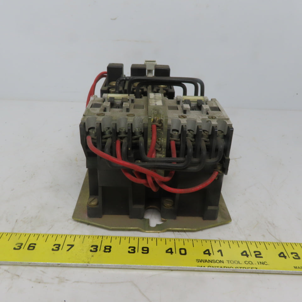 Allen Bradley 550-T0A94A Ser.B Reversing Contactor 600V 2HP Size 00 240V Coil