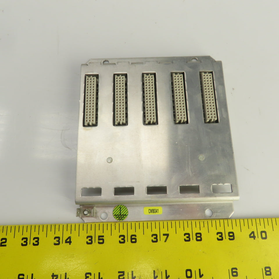 Sigmatek 12-002-041 CMB041 HW: 2.3 Module Rack