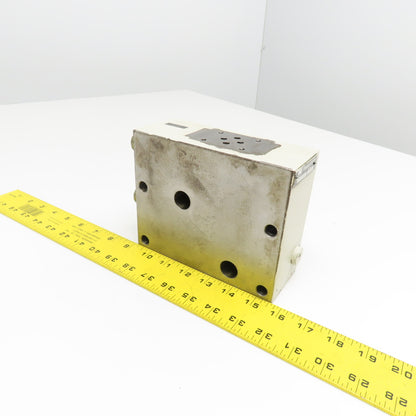 Krauss Maffei 6974331 Single Valve Manifold Block Parallel Port
