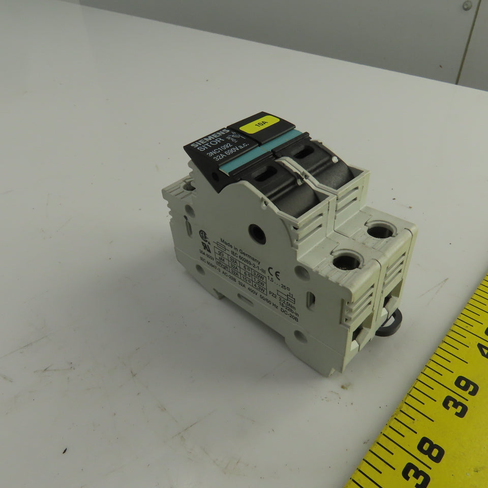 Siemens 3NC1092 Sitor 32A 2-Pole Fuse Holder 690V AC Rail Mount