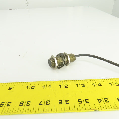 Balluff BN3-1804-Y-J Threaded Barrel Photoelectric Sensor