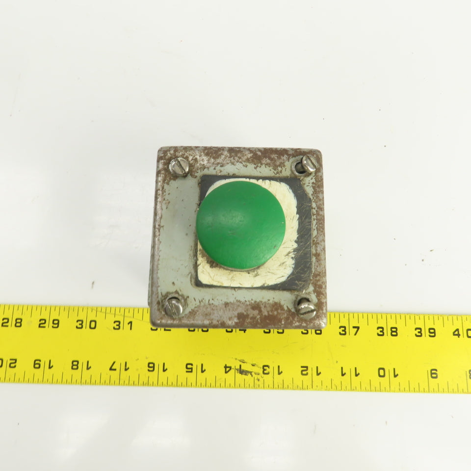 Allen Bradley 800T-D Momentary Contact Green Push Button Switch 600V W/Enclosure