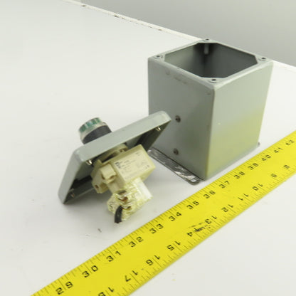 Square D 9001 KM35 24-28V Illuminated Green Switch Button W/Enclosure