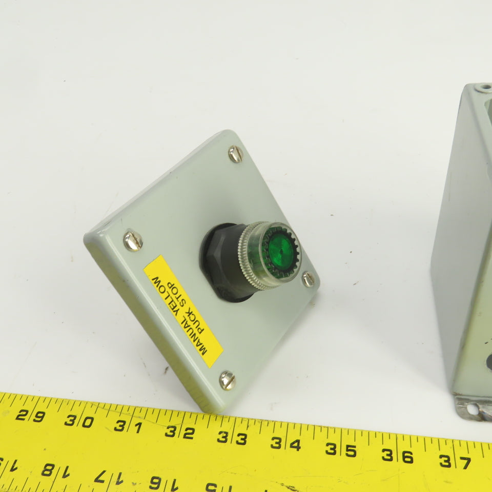 Square D 9001 KM35 24-28V Illuminated Green Switch Button W/Enclosure