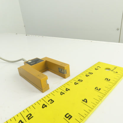 Omron E3S-GS3B4 Photoelectric Sensor Switch 12-24VDC