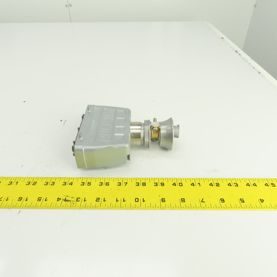 Wieland 70.300.2440 2-Row Female Connector 400V 16A 24 Hole W/73.362.6428.0 Hood