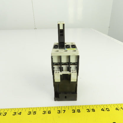 Siemens 3RT1025-3K 35A 600V Contactor 1-15HP 24V DC Coil W/3RH1921-2CA01 Block