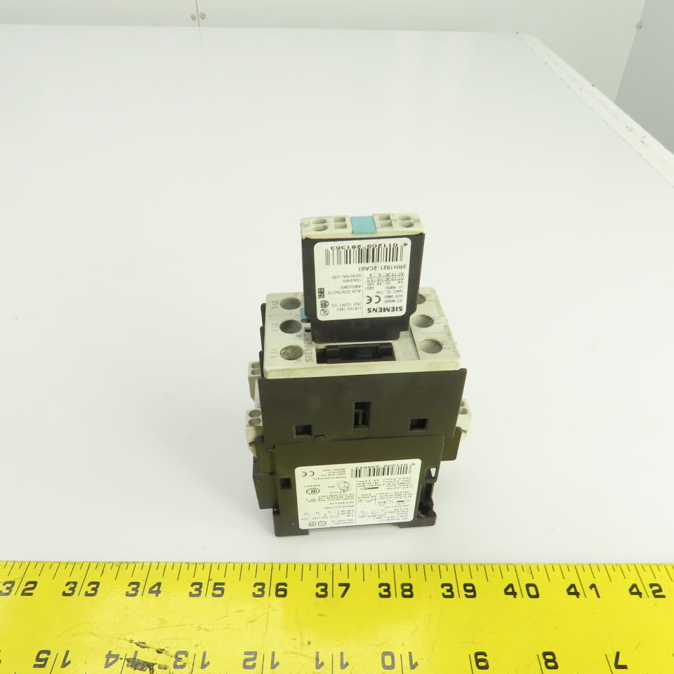Siemens 3RT1025-3K 35A 600V Contactor 1-15HP 24V DC Coil W/3RH1921-2CA01 Block