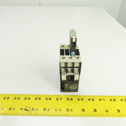 Siemens 3RT1025-3K 35A 600V Contactor 1-15HP 24V DC Coil W/3RH1921-2CA01 Block