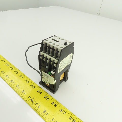 Siemens 3TH4310-0B 10A 600V Contactor Relay 24V DC Coil