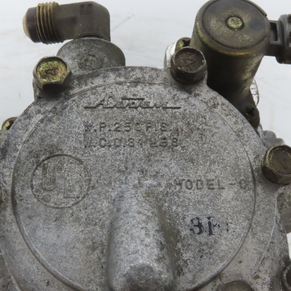 Yale OEM  LP Gas Vaporizer Regulator Assembly From a GLC060TGNUAE084