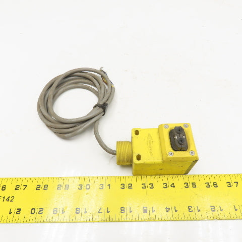 Banner Q45VR2FP Fiber Optic Amplifier 90-250V AC