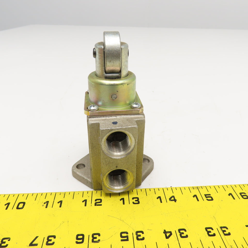 Parker C1337 3/8" NPT 2 Position Cam Plunger Pneumatic Switch