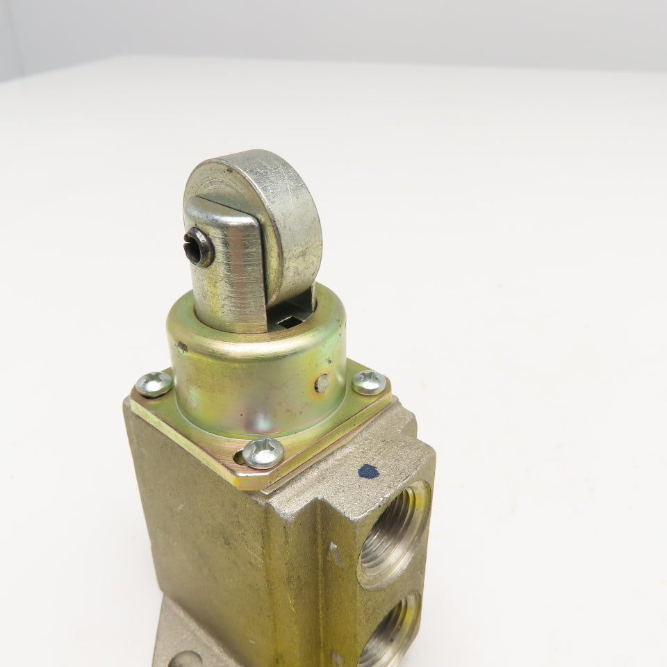Parker C1337 3/8" NPT 2 Position Cam Plunger Pneumatic Switch