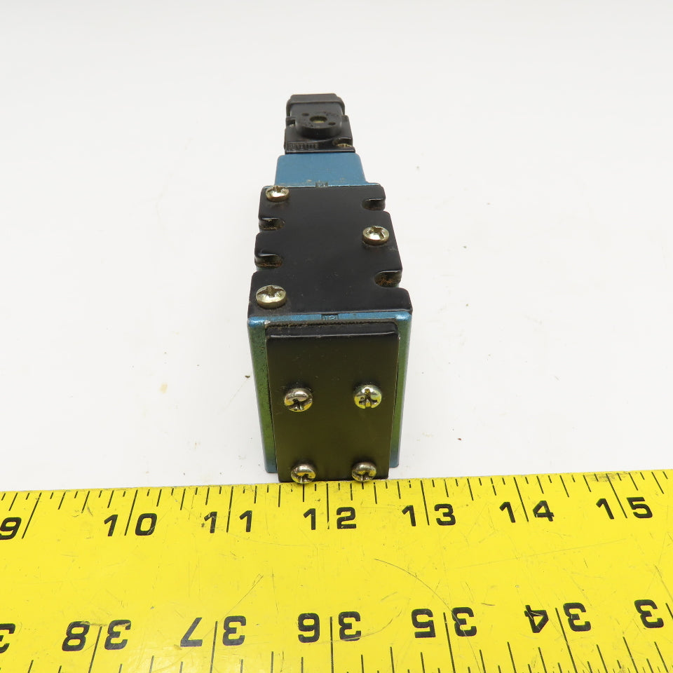 MAC MV-A1C-A111-PM-111JD 4/2 Position Pneumatic Valve 120V Coil