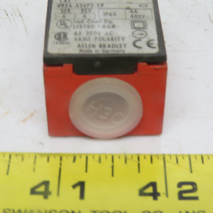 Allen Bradley 802A-A26P2-S9 Ser. A Rev. A Limit Switch W/Plunger 6A 300V