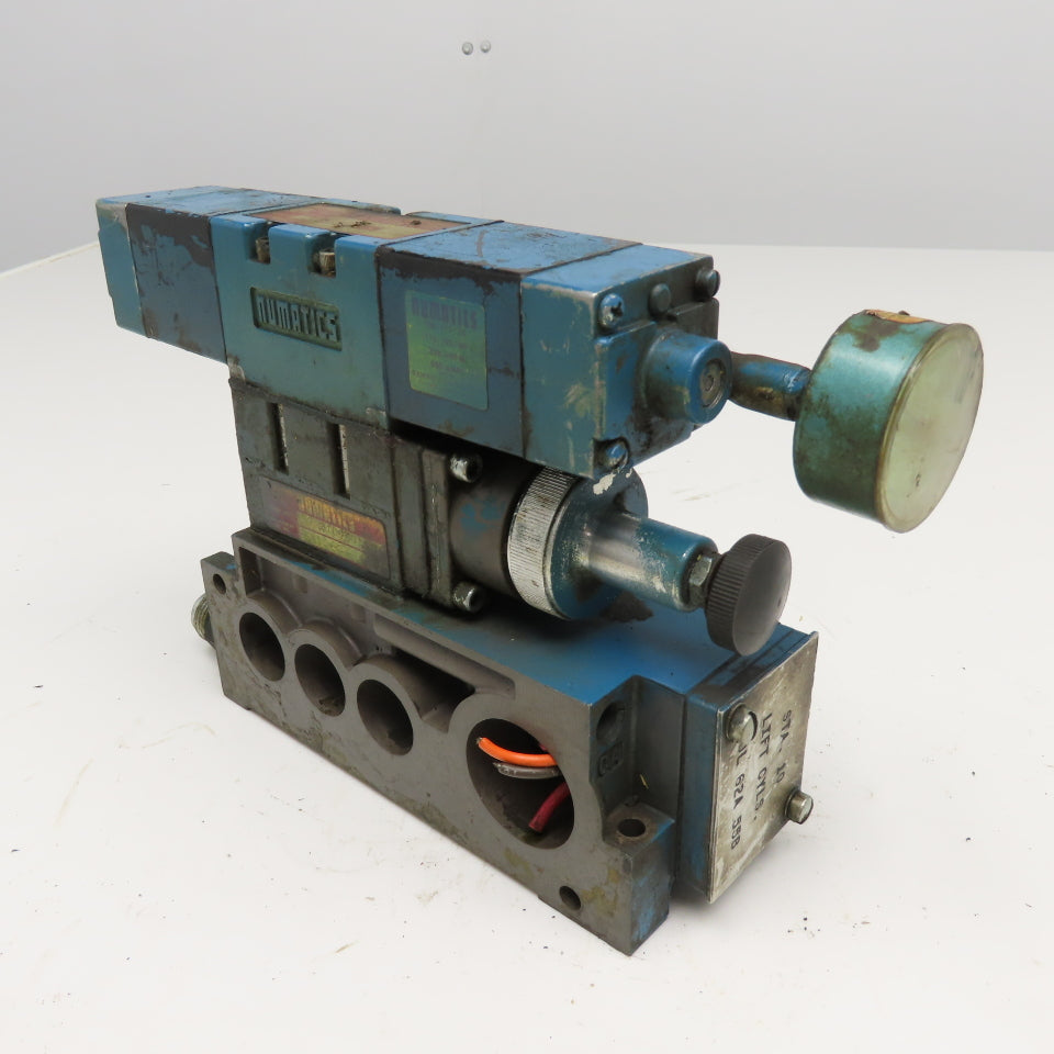 Numatics 152S3400K 4/2 Position Double Solenoid Valve Assembly 120V Coil