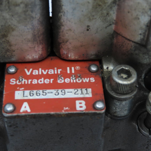 Schrader Bellow L665-39-211 Double Solenoid Pneumatic Valve 120V Coil