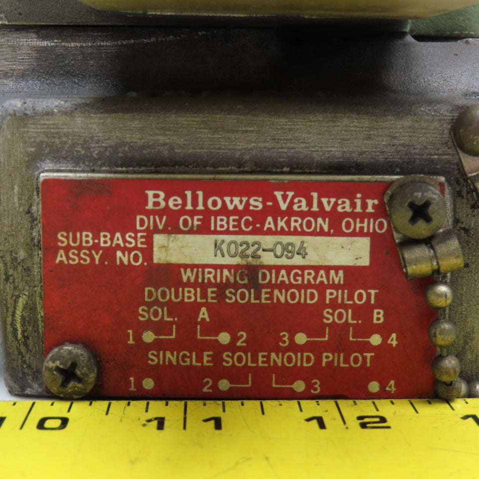 Bellows L525-8 221 Valvair 2 Position Pneumatic Double Solenoid Valve 115V Coil