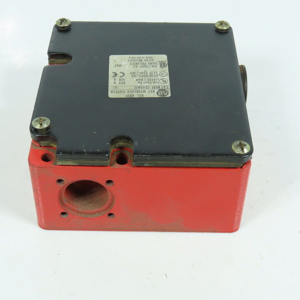 Allen Bradley 802F-TD60M11 Safety Key Interlock Switch 10A/300V AC