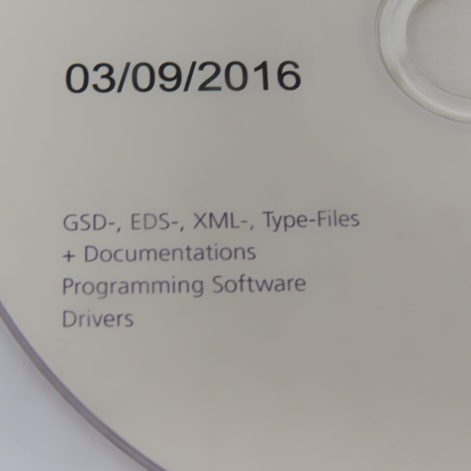 TR-Electronic GmbH 490-01002 Programming Software Drivers & Support DVD