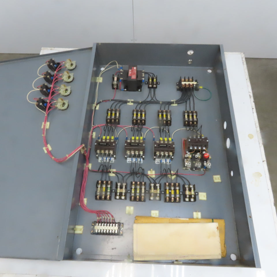220/440V Line 600V 30A Prewired 4 Motor Control Cabinet W/ Selectors Indicators
