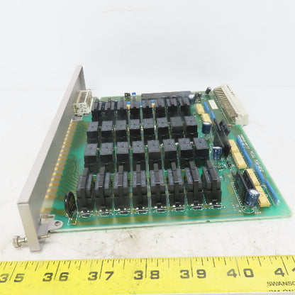 Siemens Texas Instruments 505-4932 Relay Output Module PLC Card Board