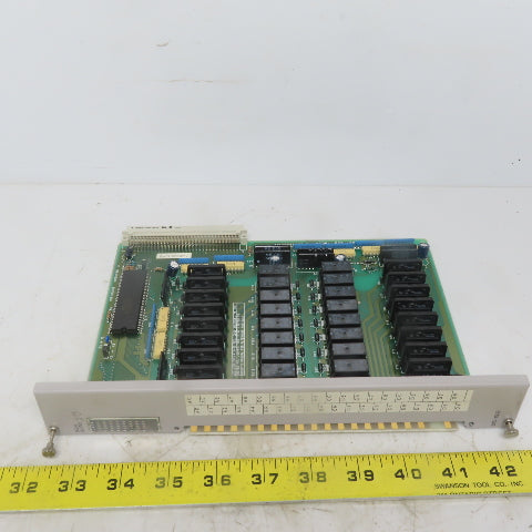 Siemens Texas Instruments 505-4932 Relay Output Module PLC Card Board