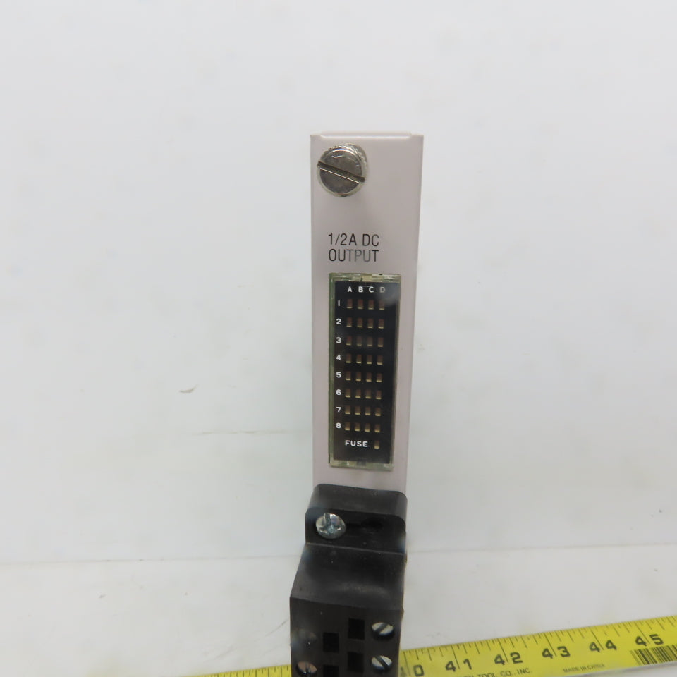 Siemens Texas Instruments 505-4532 Digital 24VDC 1/2A Output Module Card Board