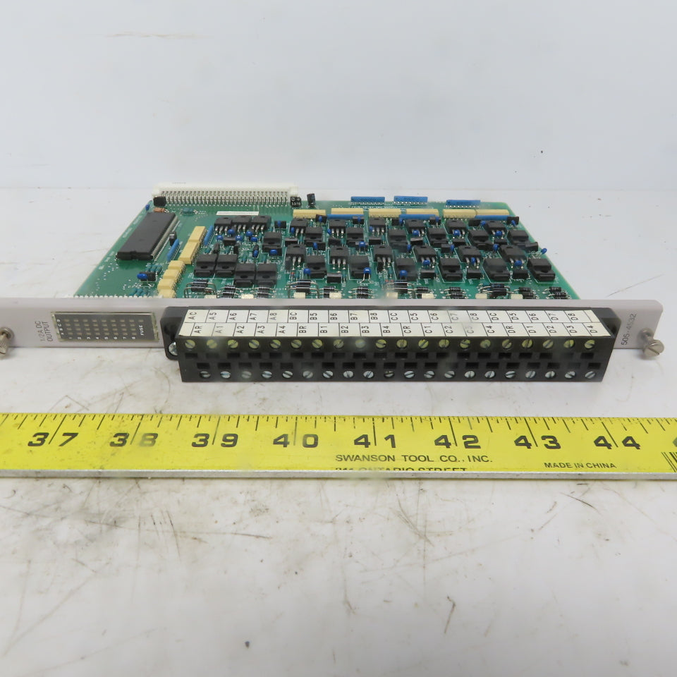 Siemens Texas Instruments 505-4532 Digital 24VDC 1/2A Output Module Card Board