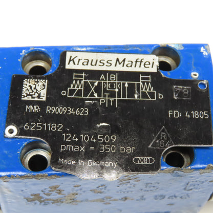 Krauss Maffei R900934623 3 Position Float Center Double Solenoid Valve 24VDC