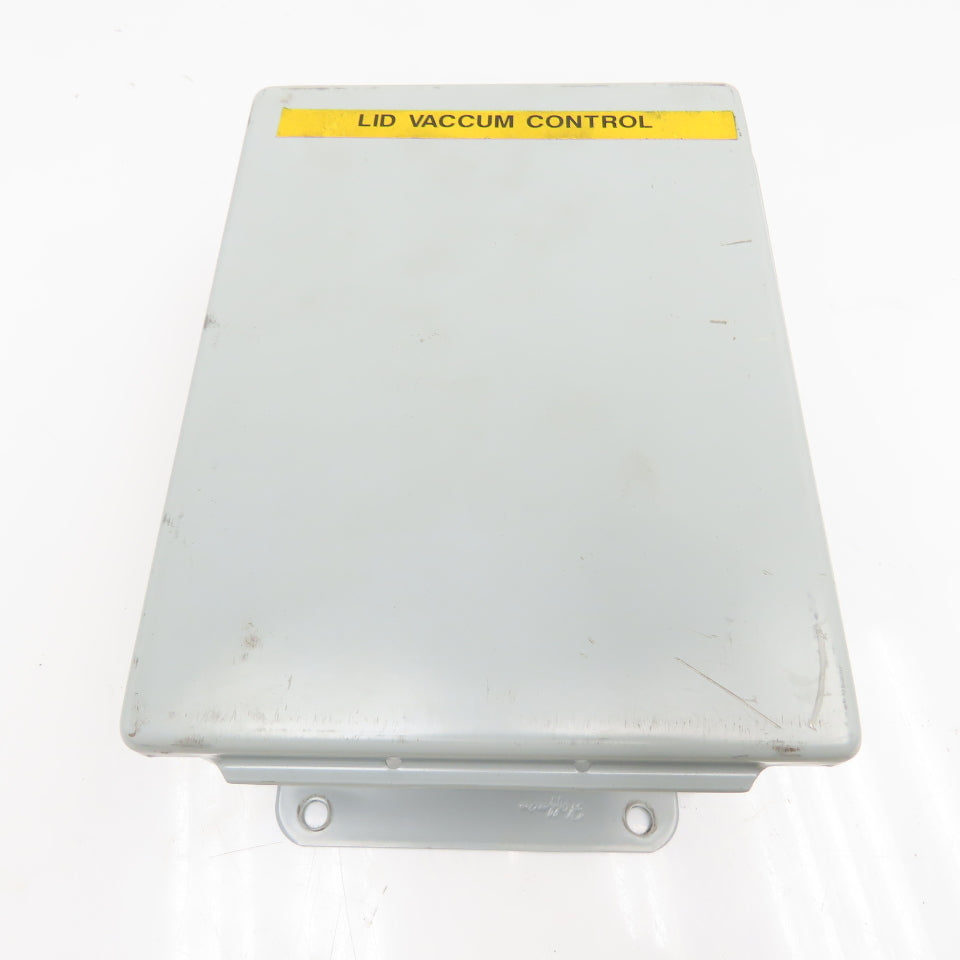 Hoffman A806CHQR 8" x 6" x 3-1/2" Deep Electrical Enclosure Type 12,13 W/ Plate