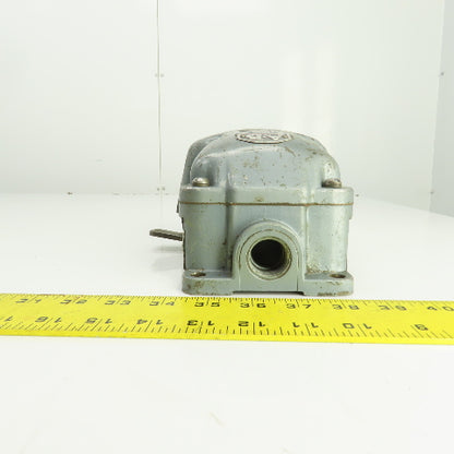 Allen Bradley 805-ASR4 Ser D Bulletin 805 Foot Pedal Operator Switch 600V