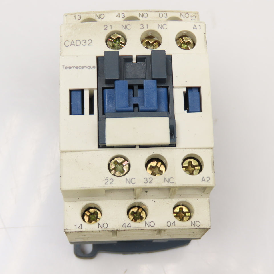 Telemecanique CAD32 Contactor 10A 3N/O 2N/C 48VAC 50/60Hz Coil