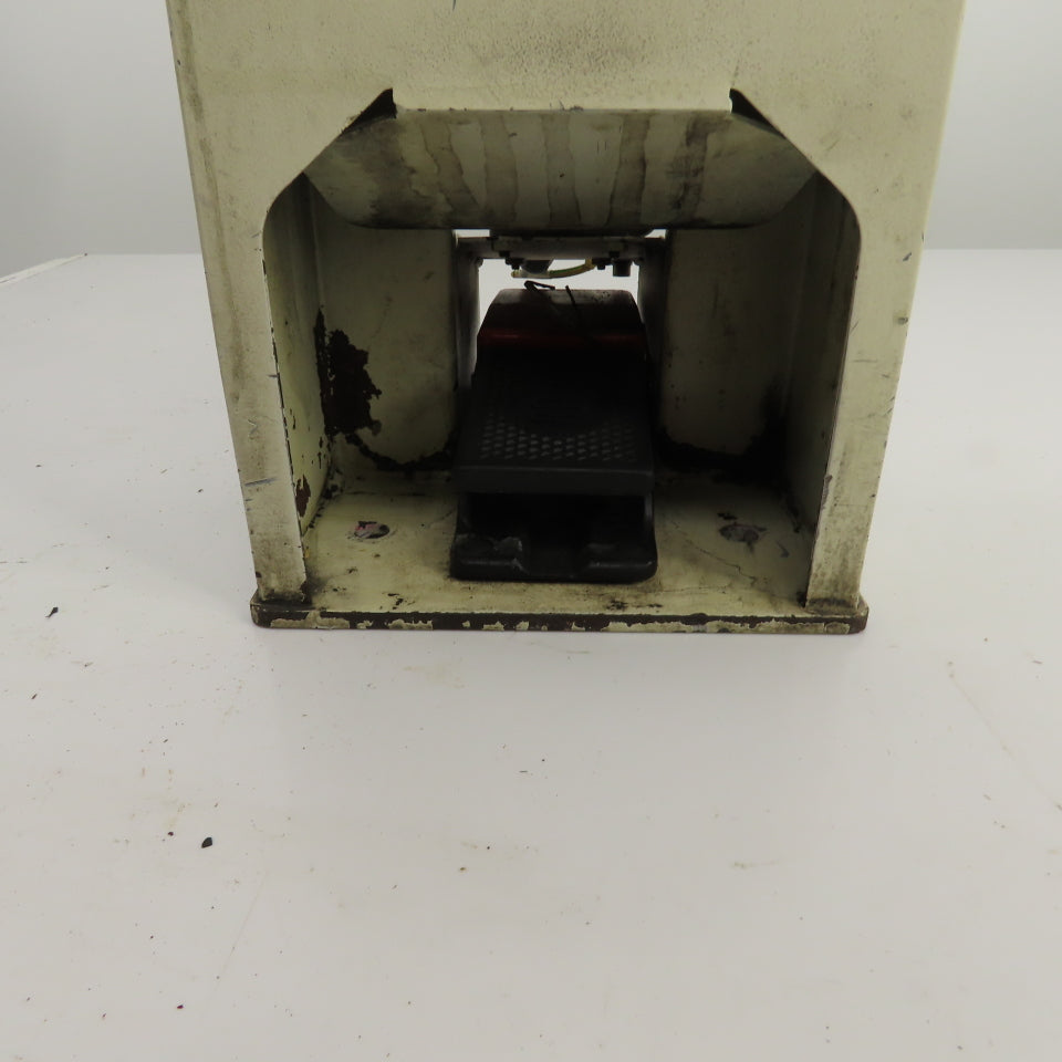 Trumpf Laser Start Control Operator Pedestal W/Foot Switch & Light Curtain