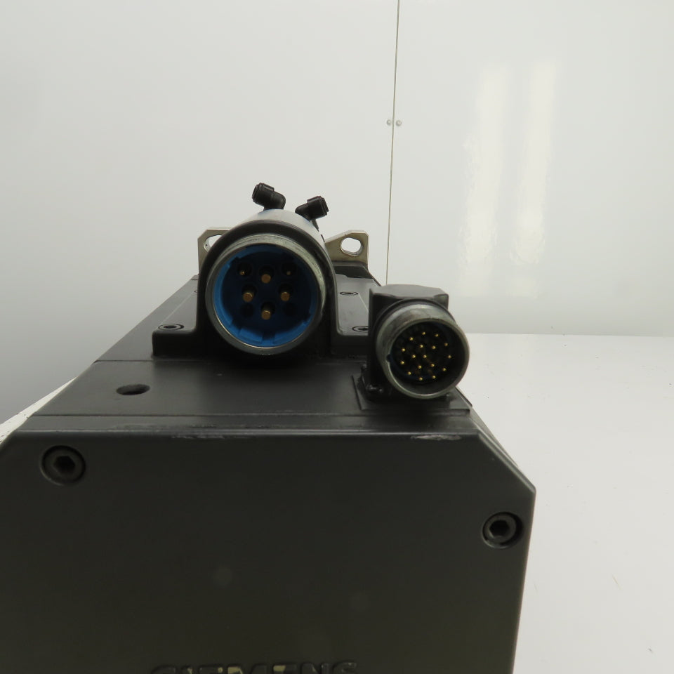 Siemens 1FT6084-8AH71-3AL0-Z Servo Motor 4500RPM 261VY W/Brake & Encoder