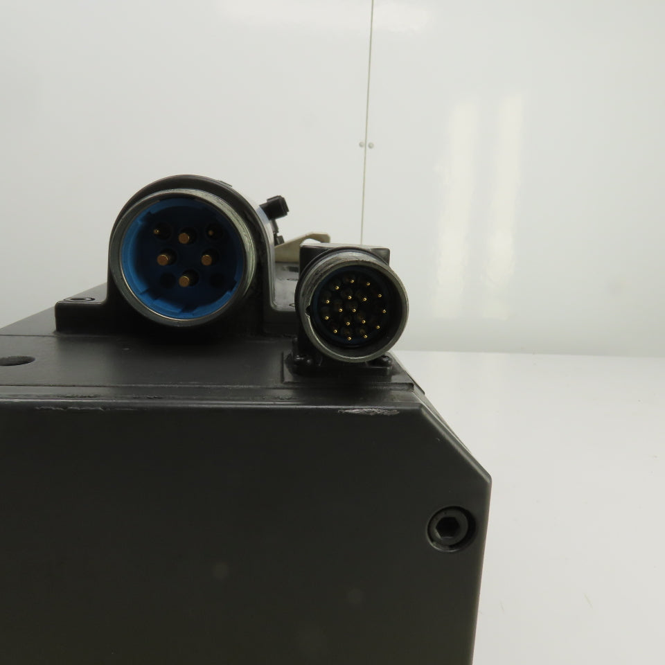 Siemens 1FT6084-8AH71-3AL0-Z Servo Motor 4500RPM 261VY W/Brake & Encoder