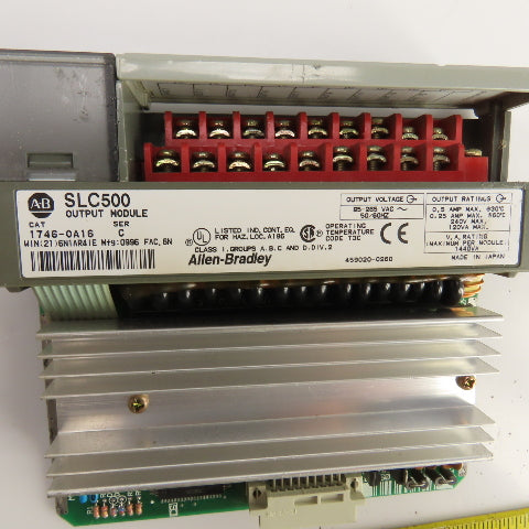Allen Bradley 1746-OA16 Ser C SLC500 Output Module W/Heatsink