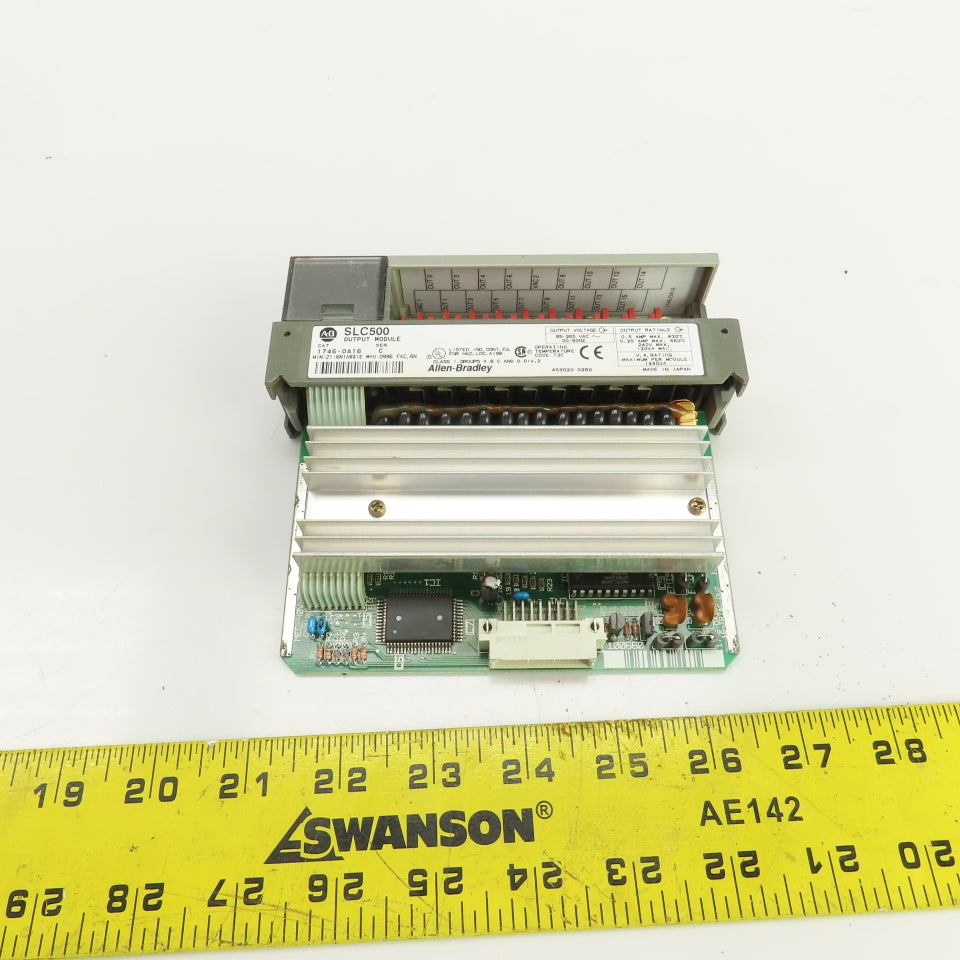 Allen Bradley 1746-OA16 Ser C SLC500 Output Module W/Heatsink