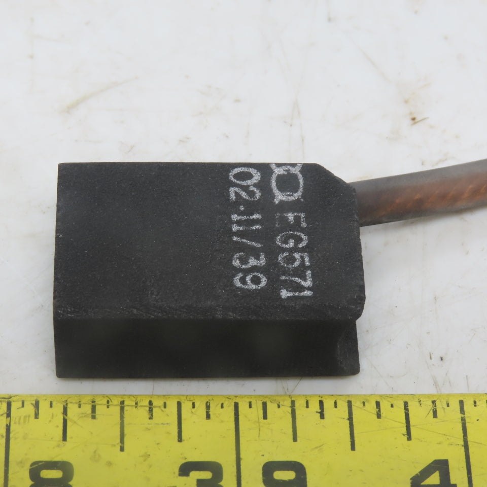 EG571 02-11/39 Carbon Brush