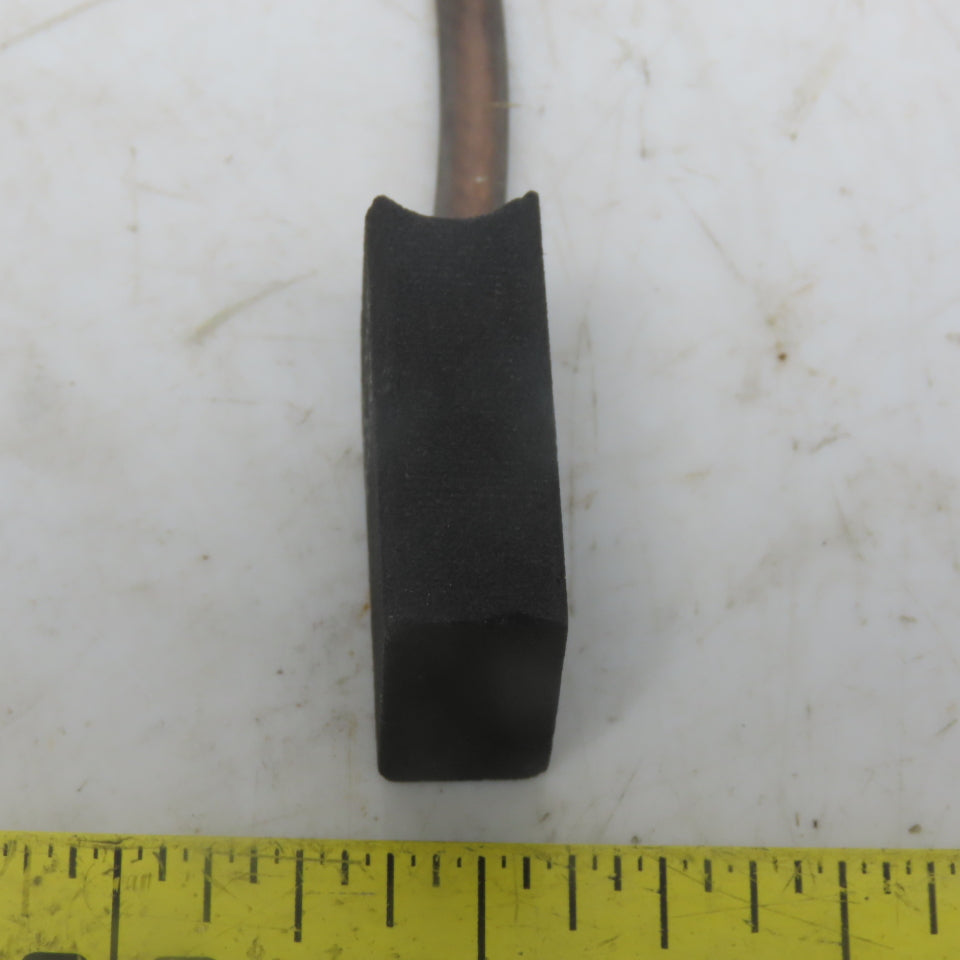 EG571 02-11/39 Carbon Brush
