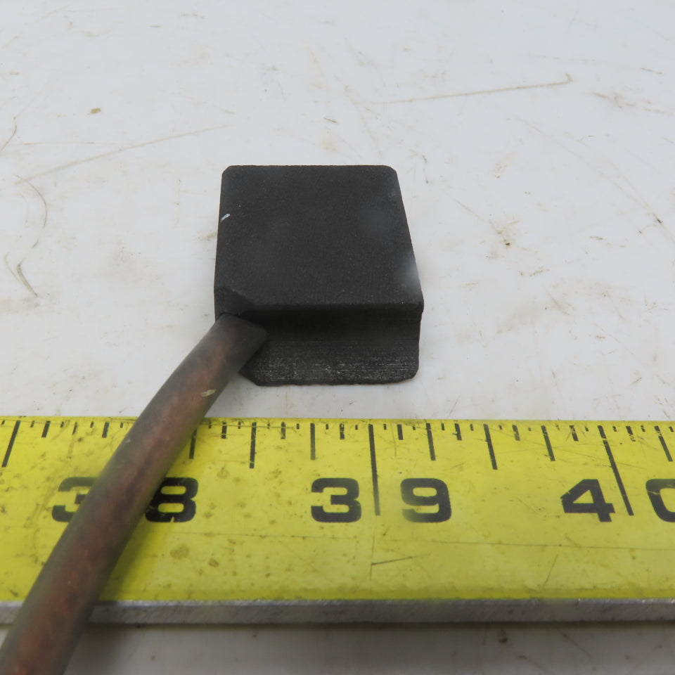 EG571 02-11/39 Carbon Brush
