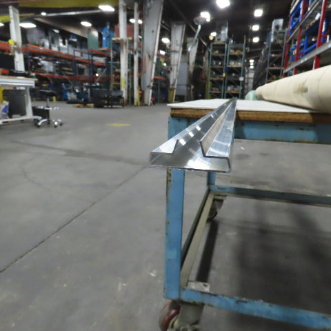 EM1073ML9596 Hollow Aluminum Profiles 96" OAL 1.450" W x 1/2" H Lot Of 16