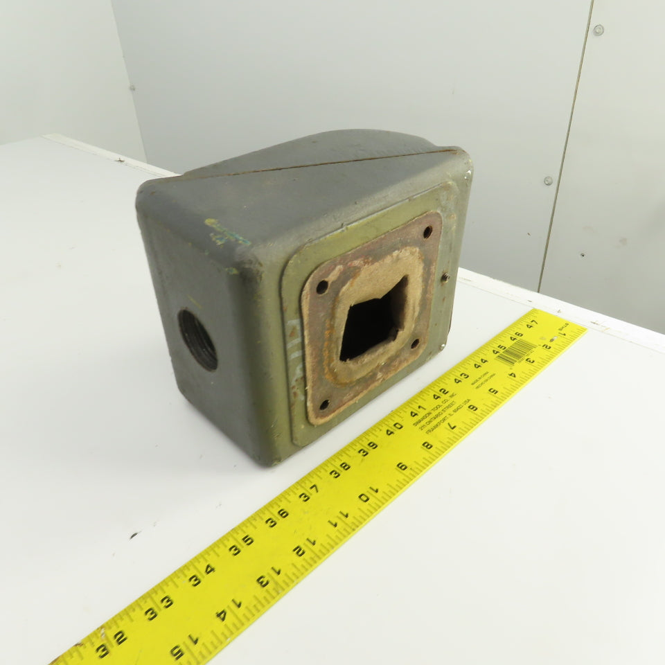 Baldor Standard-E Electric Motor Terminal Conduit Box Peckerhead 7.5" x 6.5"