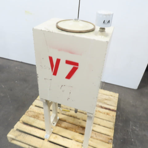 24 Gallon Hydraulic Gravity Return Holding Tank/ Cleanout 19" x 12" x 24"