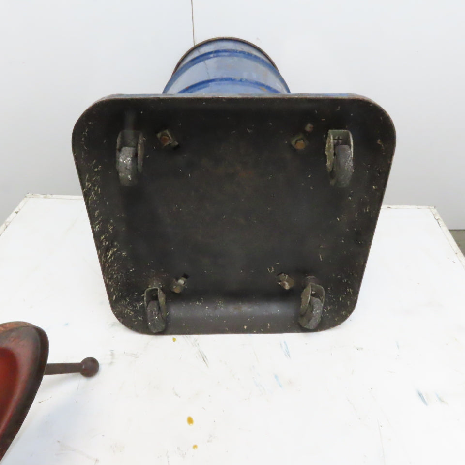 Lincoln Model 549 Vintage Manual Gear Lube Dispenser W/Caster Base