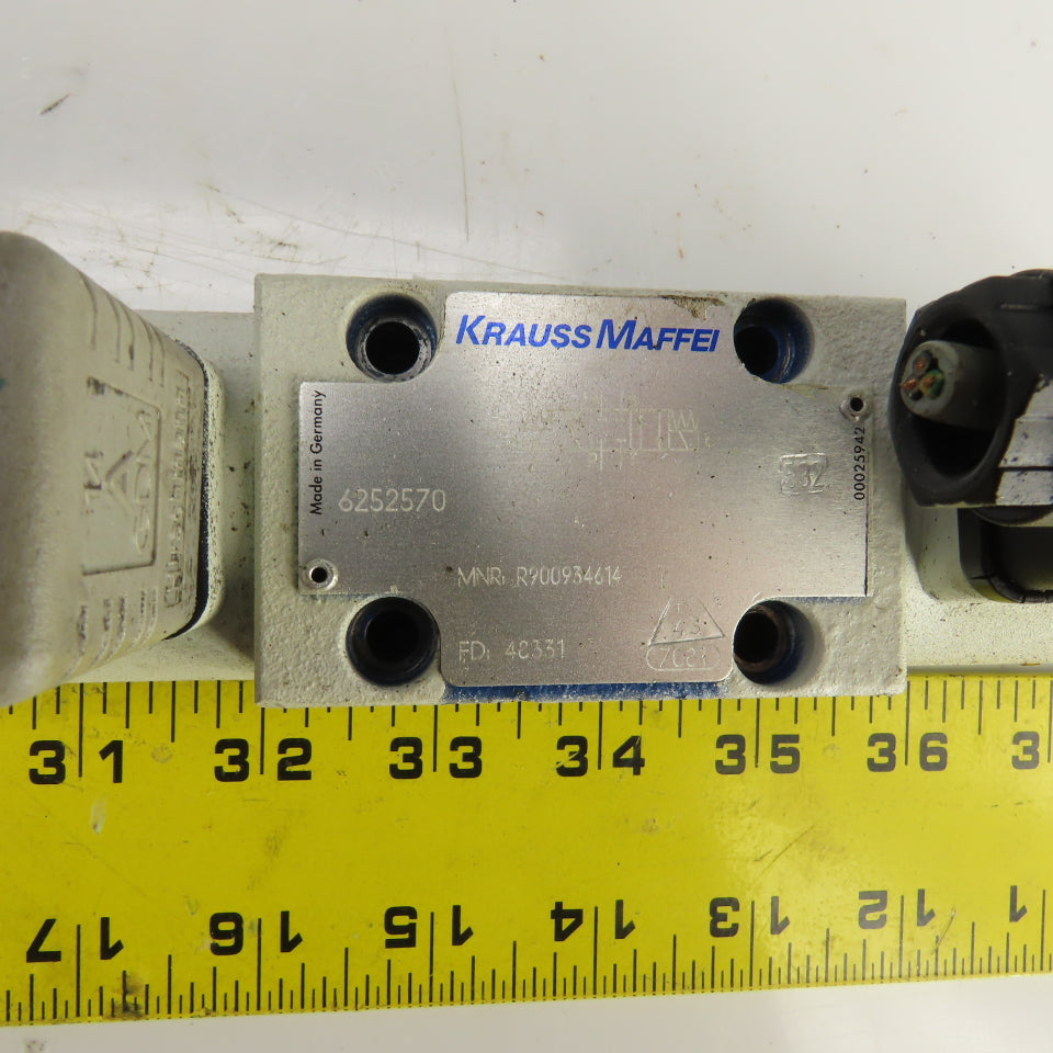 Krauss Maffei R900934614 Double Solenoid Hydraulic Directional Valve